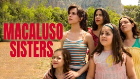 Voir Macaluso sisters en streaming et VOD