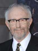 Jonathan Pryce