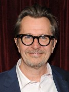 Gary Oldman