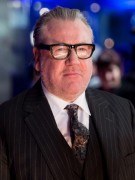 Ray Winstone