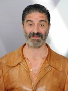 Simon Abkarian