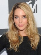 Jessica Rothe